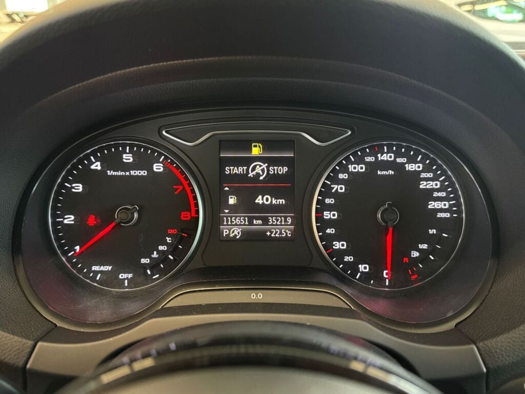 Audi A3 2016 Musta