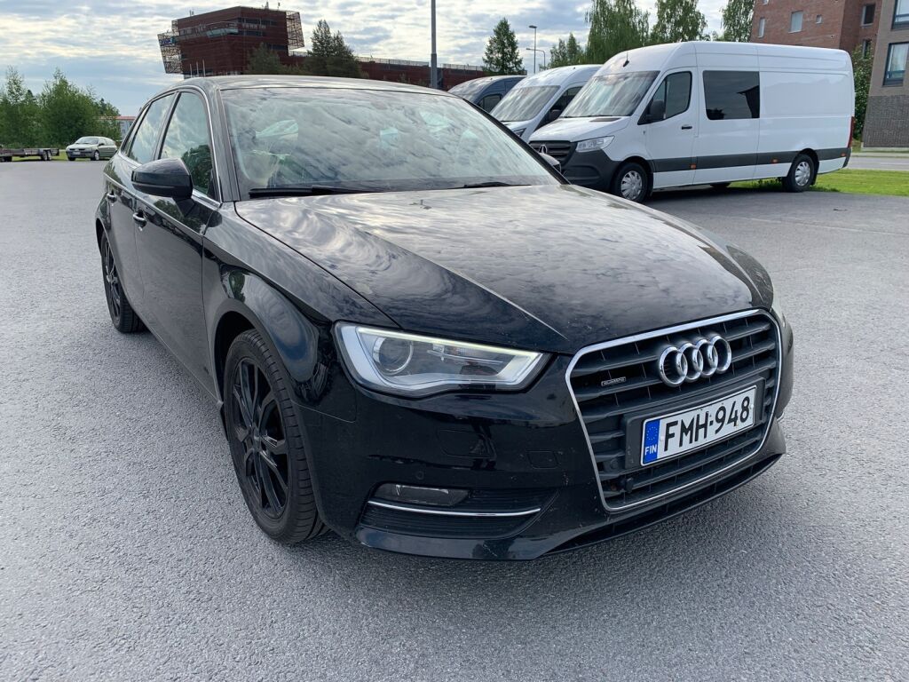 Audi A3 2016 Musta