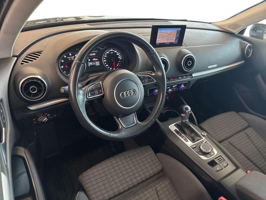 Audi A3 2016 Musta