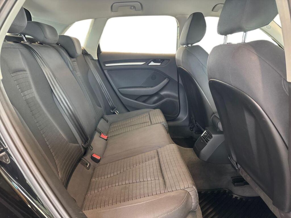 Audi A3 2016 Musta