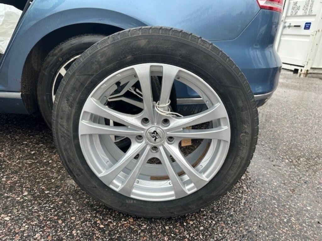 Volkswagen Passat 2016 Sininen