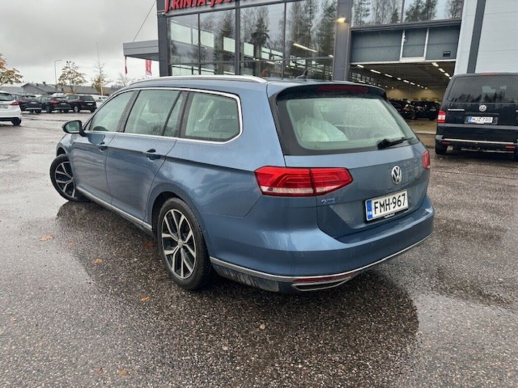 Volkswagen Passat 2016 Sininen