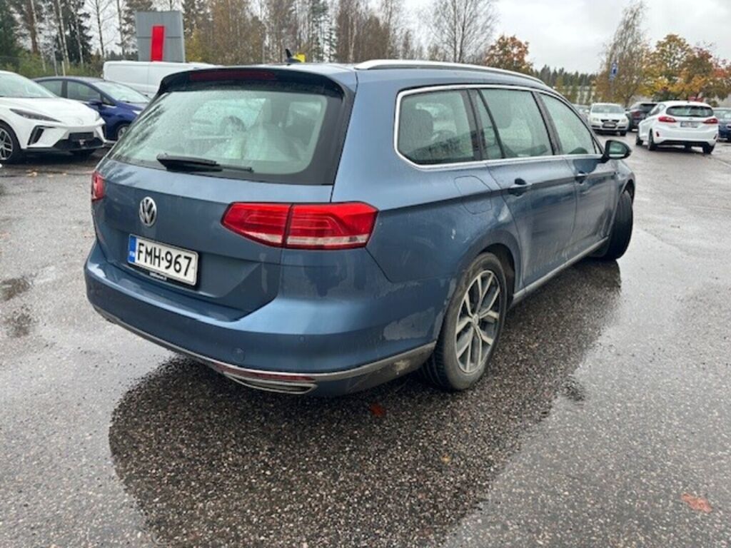 Volkswagen Passat 2016 Sininen