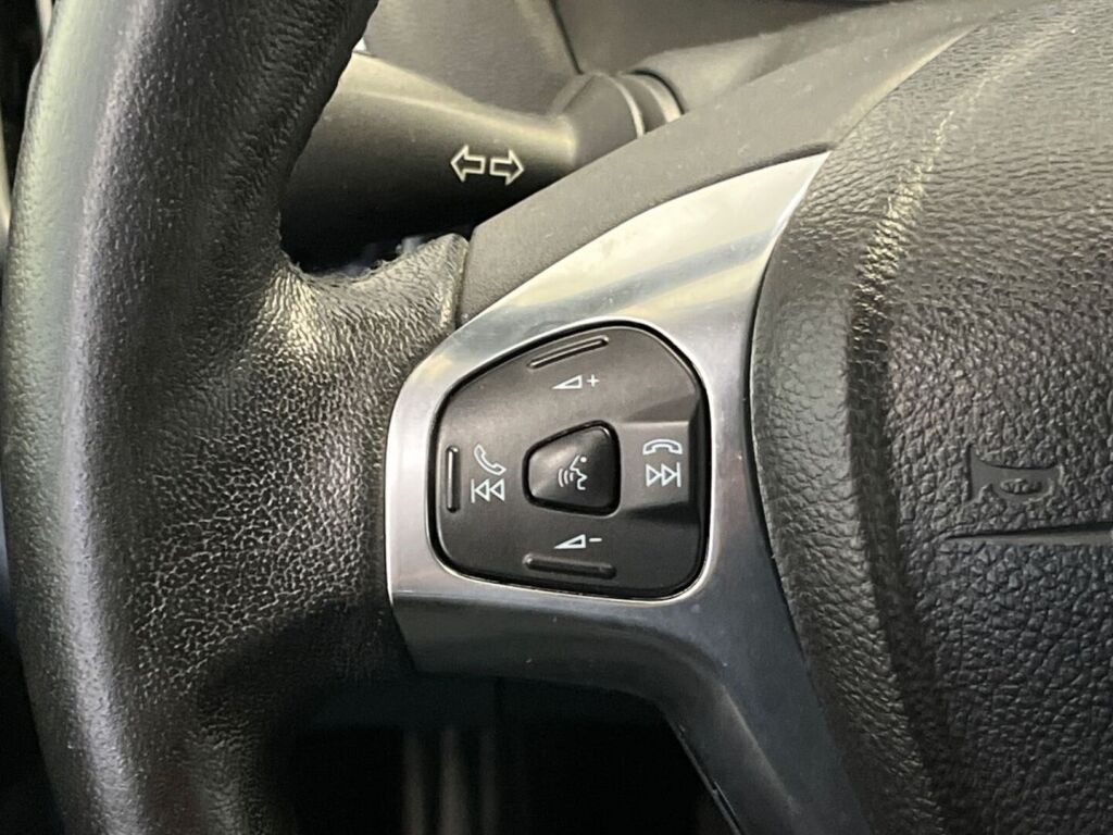 Ford B-Max 2017 Harmaa