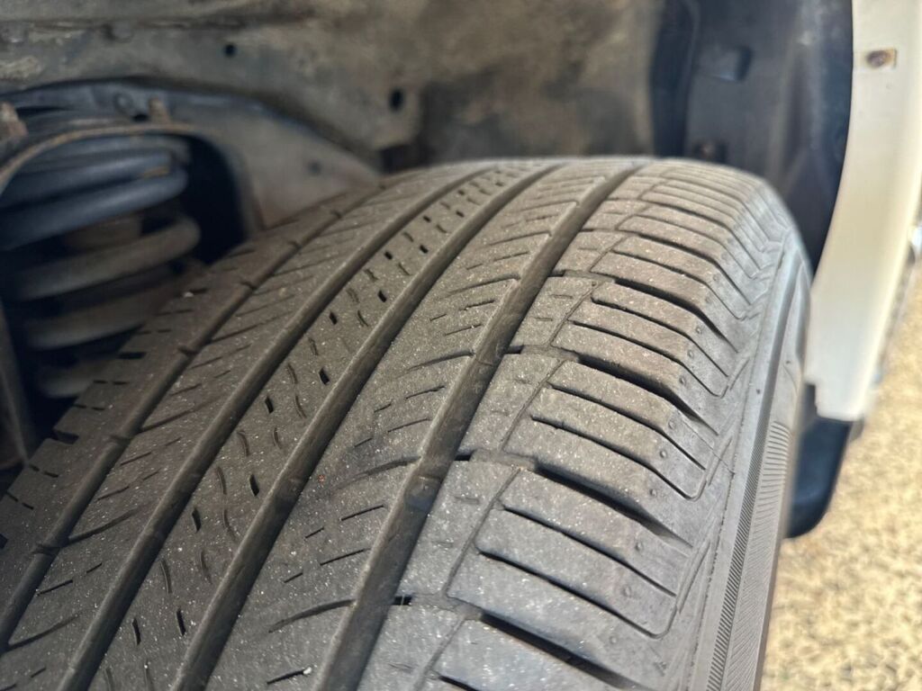 Mitsubishi L200 2016 Metallinhohto Valkoinen