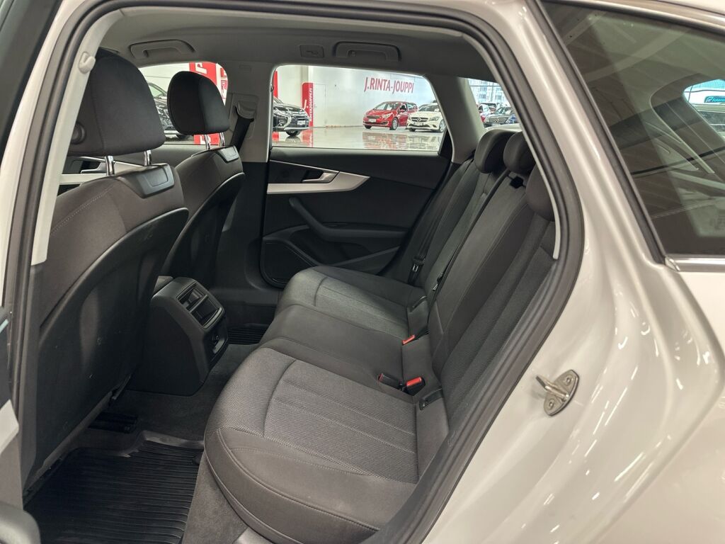 Audi A4 2016 Valkoinen