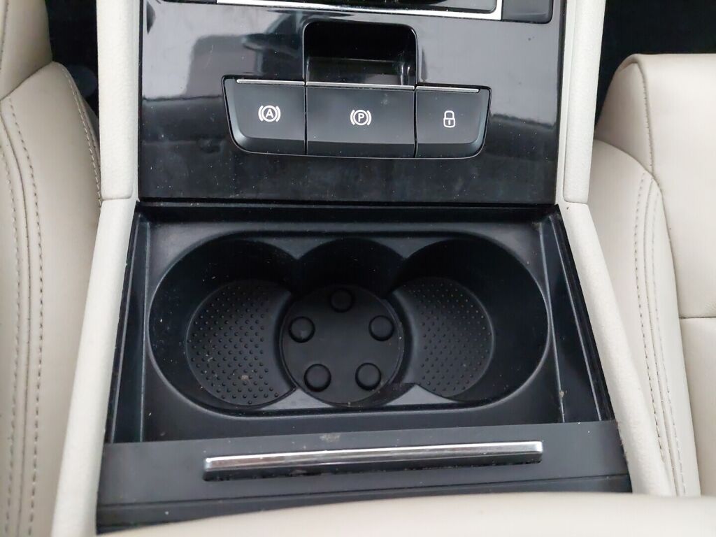 Skoda Superb 2016 Valkoinen