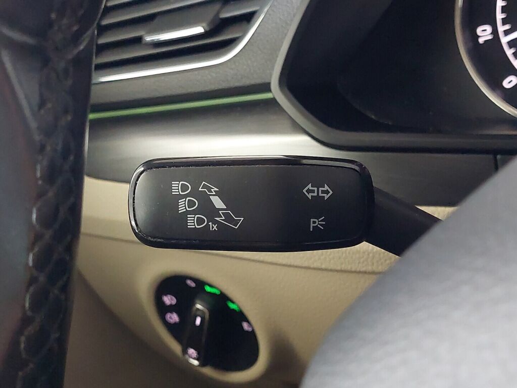 Skoda Superb 2016 Valkoinen