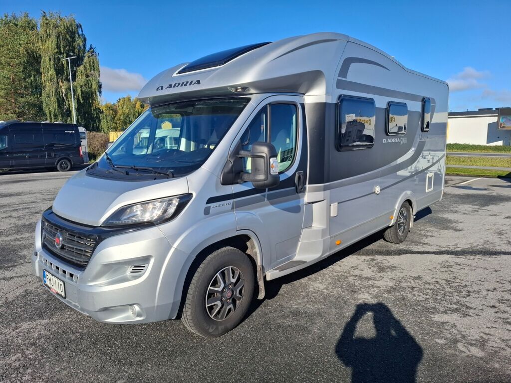 Adria Matrix M 650SF 50 years Edition 2016 Harmaa