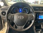 Toyota Auris 2017 Valkoinen