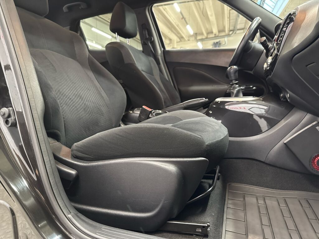 Nissan Juke 2017 Musta