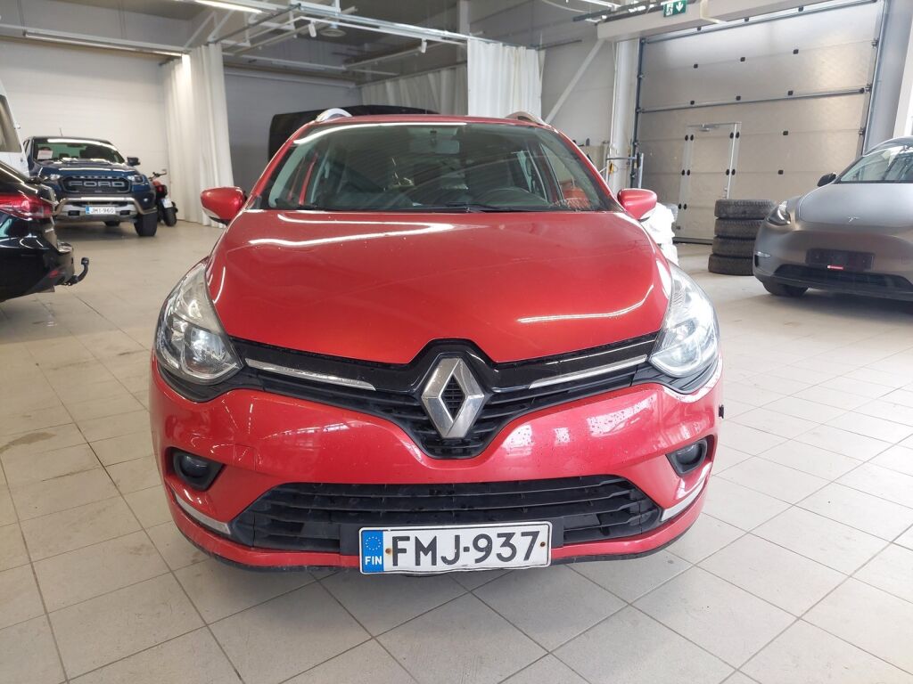 Renault Clio 2016 Punainen