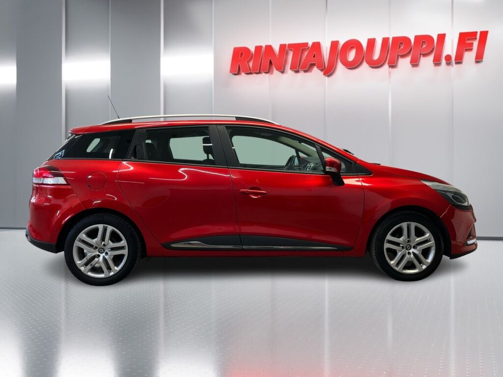 Renault Clio 2016 Punainen