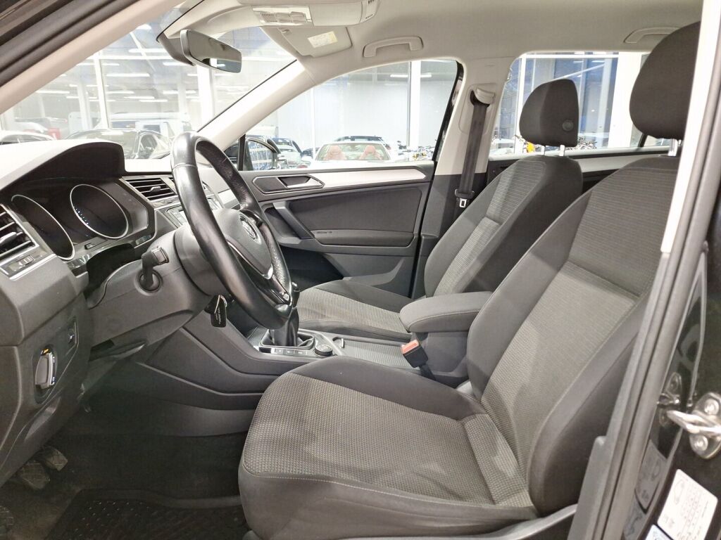 Volkswagen Tiguan 2016 Musta
