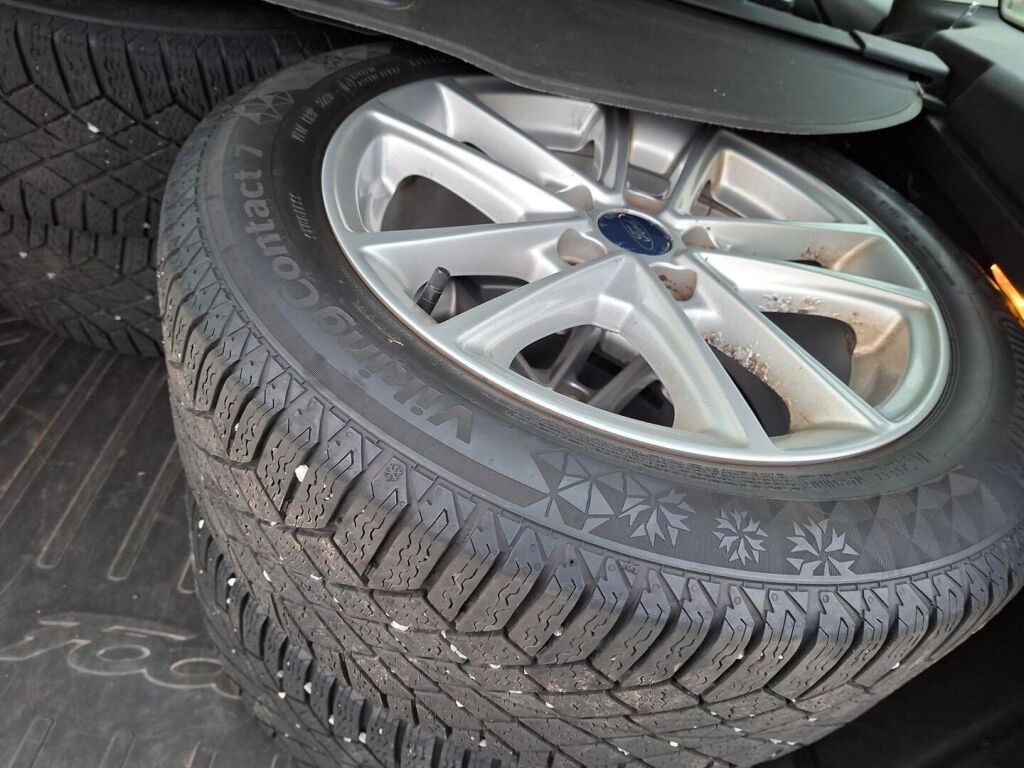 Ford Focus 2016 Valkoinen