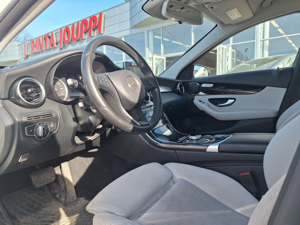 Mercedes-Benz C 2017 Valkoinen