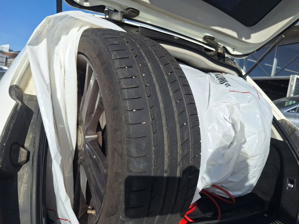 Mercedes-Benz C 2017 Valkoinen