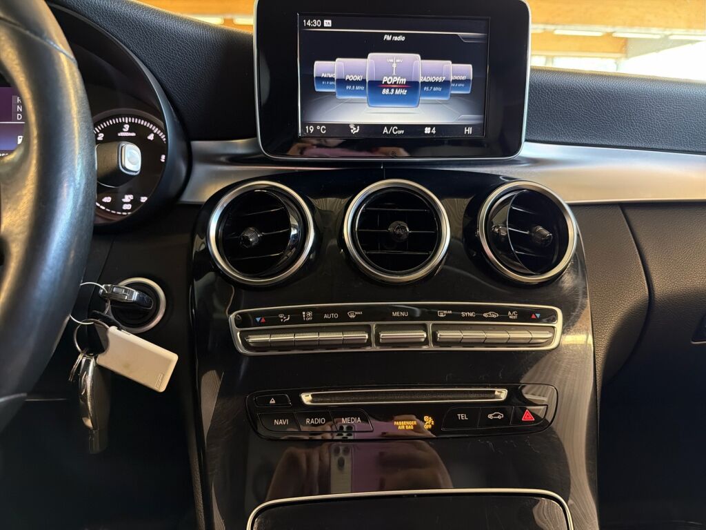 Mercedes-Benz C 2017 Valkoinen