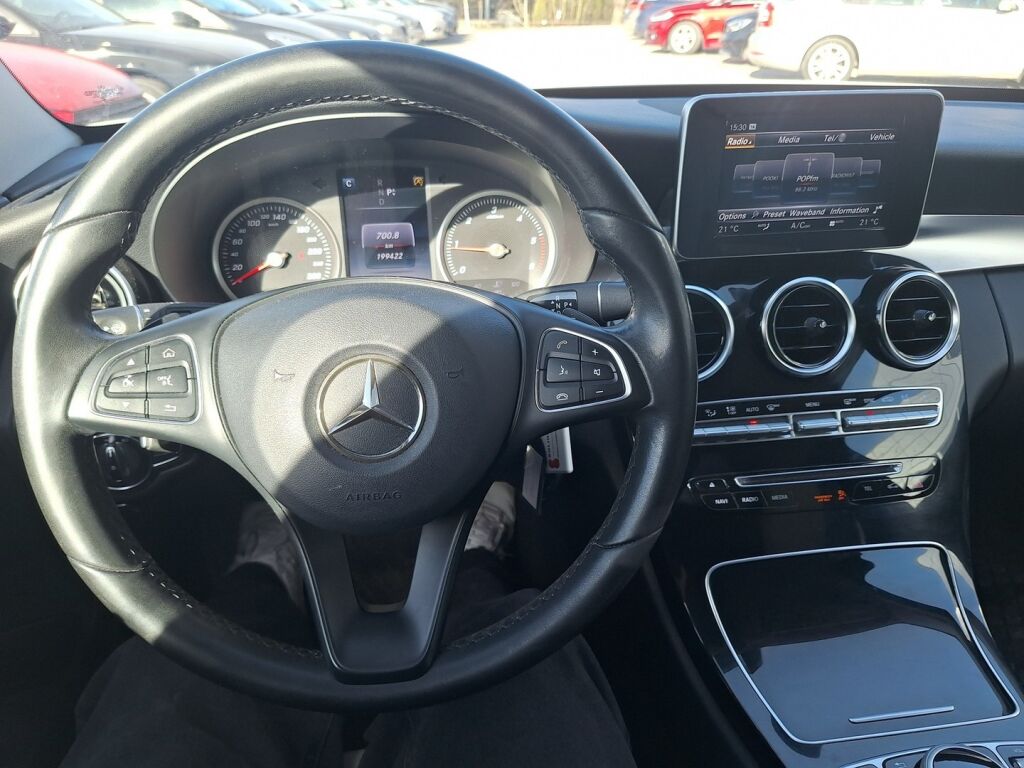 Mercedes-Benz C 2017 Valkoinen