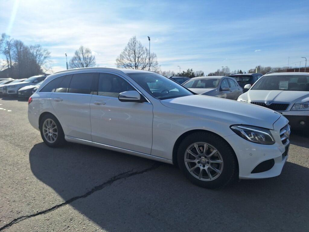 Mercedes-Benz C 2017 Valkoinen