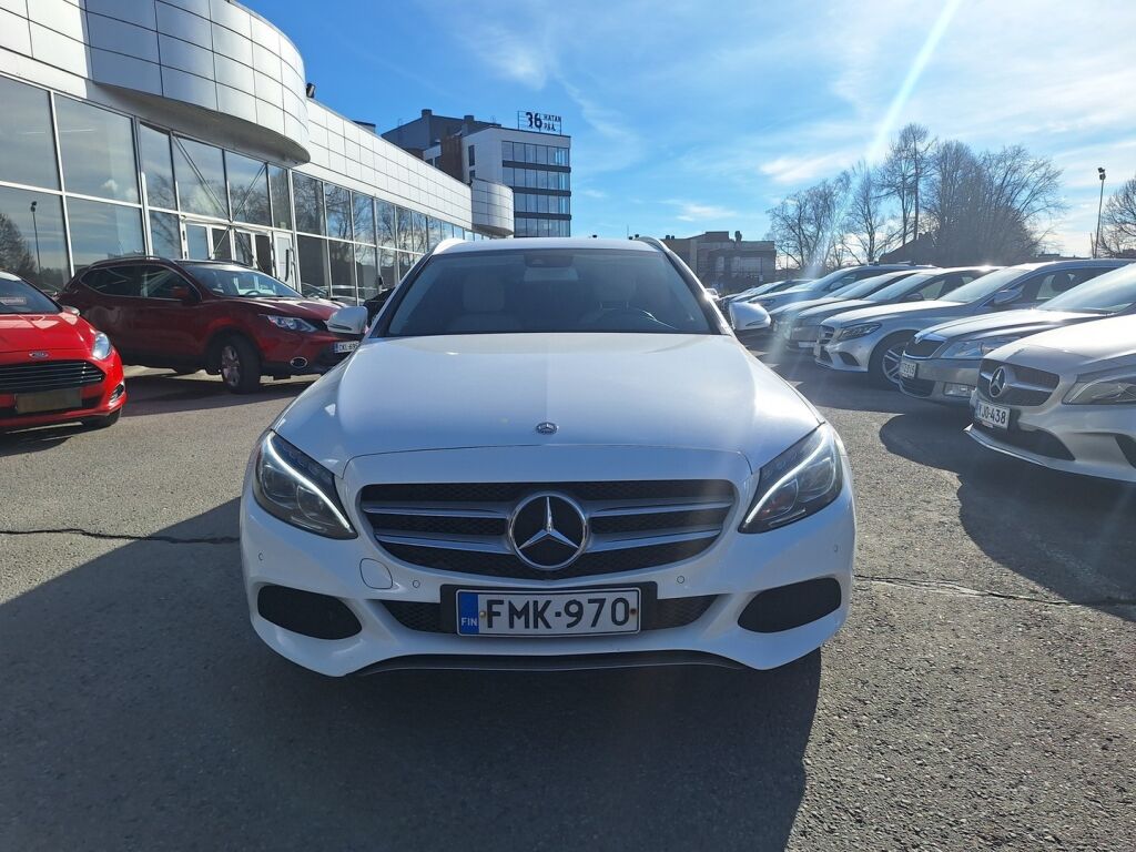 Mercedes-Benz C 2017 Valkoinen