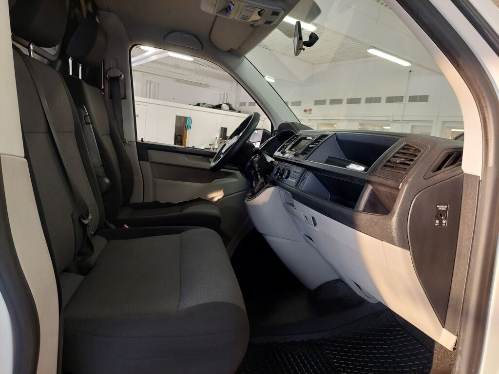 Volkswagen Transporter 2017 Valkoinen
