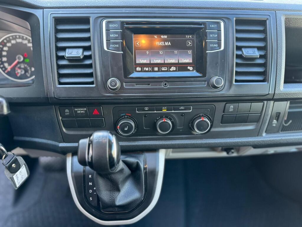 Volkswagen Transporter 2017 Harmaa