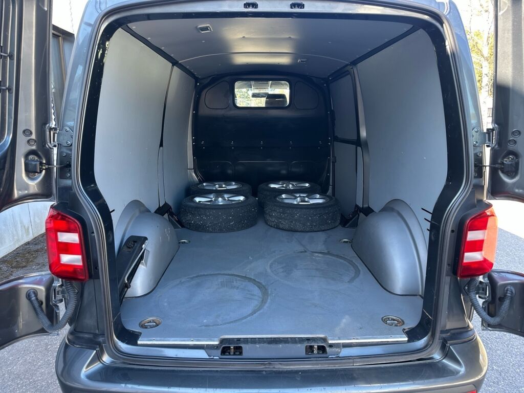 Volkswagen Transporter 2017 Harmaa