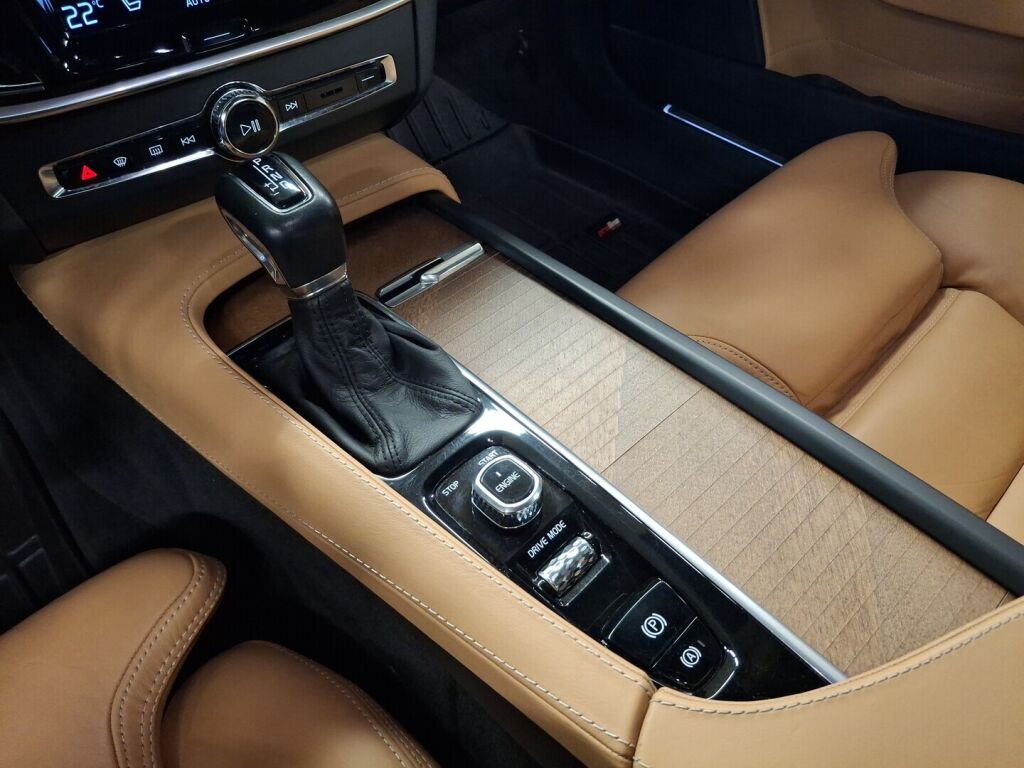 Volvo S90 2017 Sininen