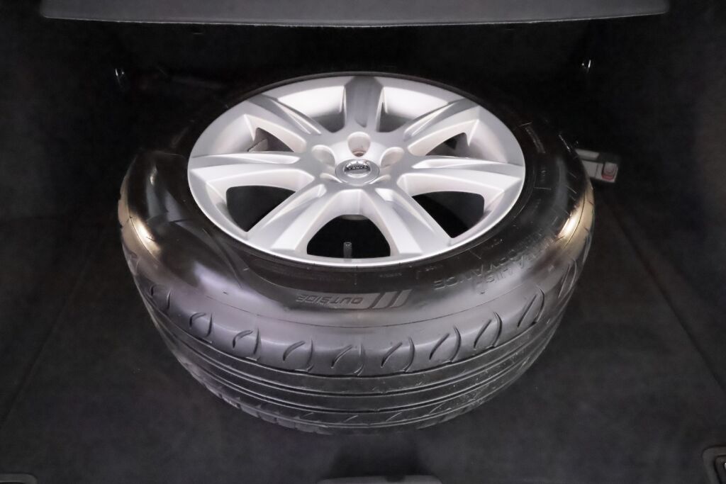 Volvo V90 2017 Musta