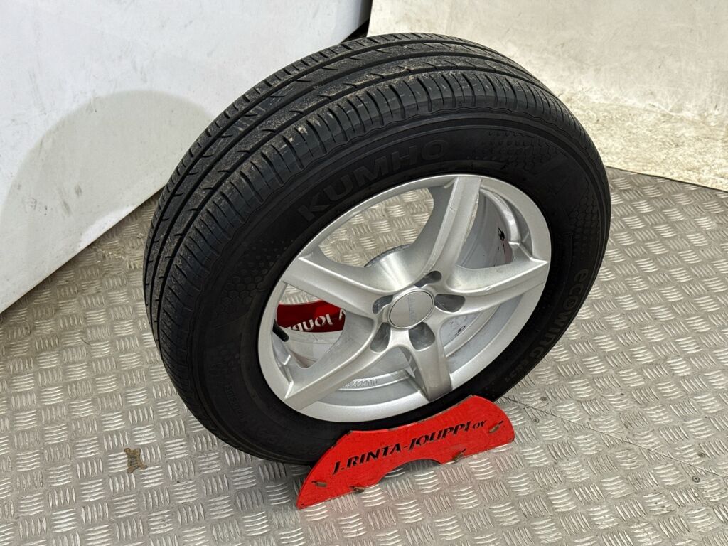 Volkswagen Golf 2016 Valkoinen