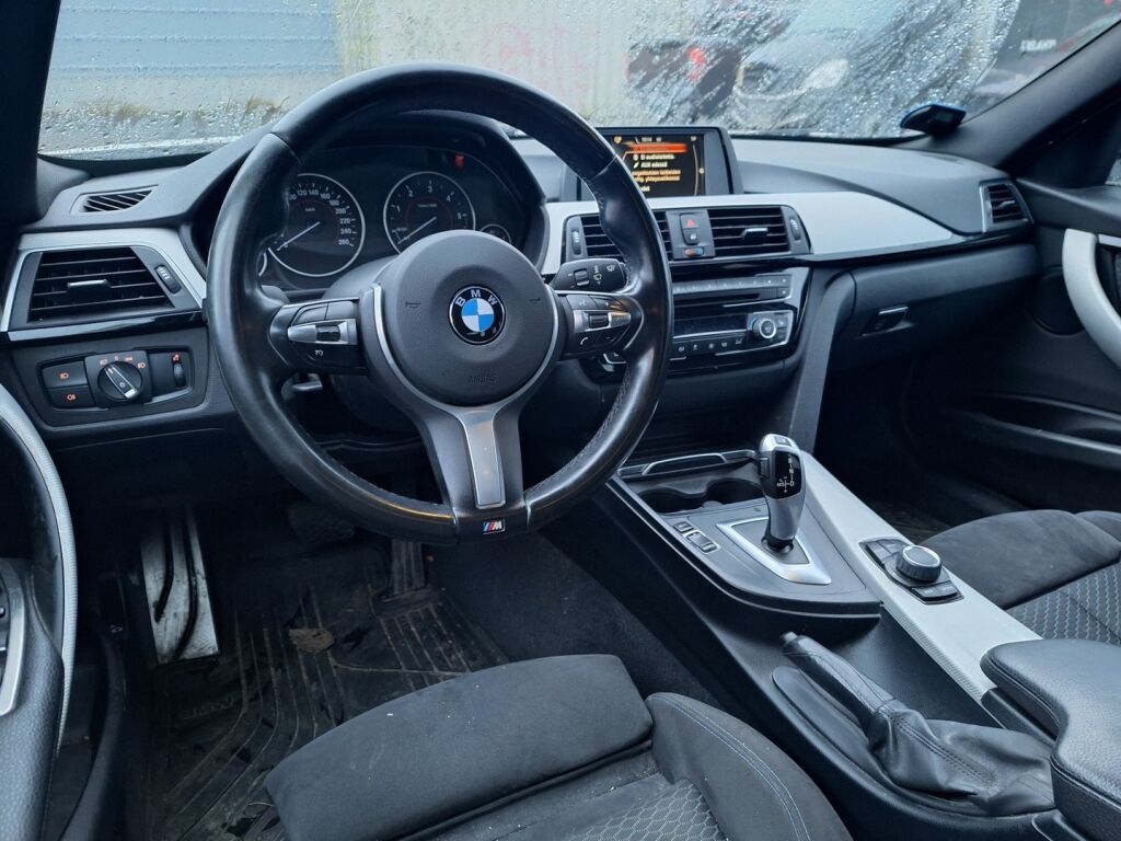 BMW 318 2017 Valkoinen