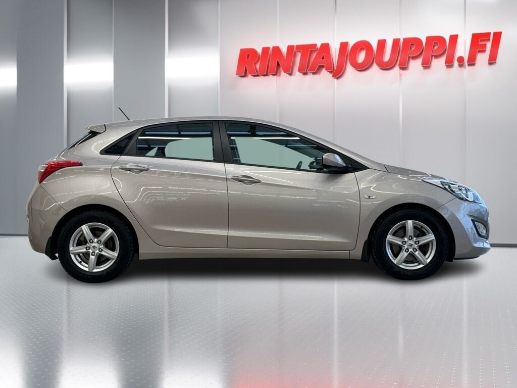 Hyundai i30 5d 2017 Ruskea (beige)