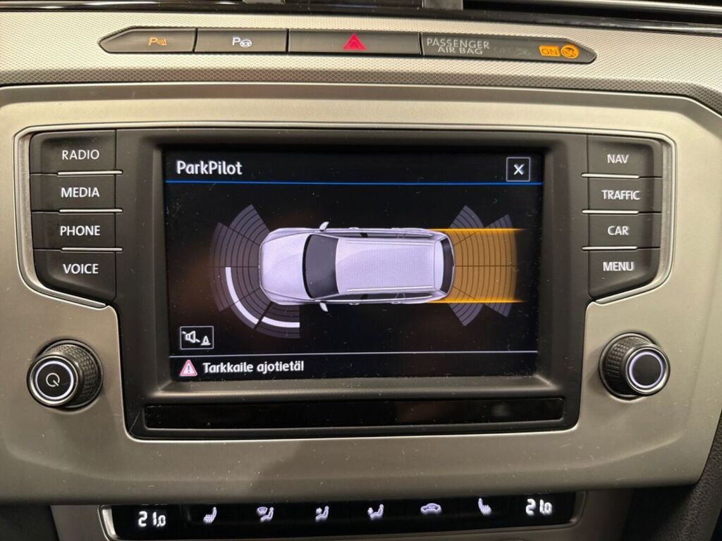 Volkswagen Passat 2017 Valkoinen