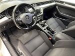 Volkswagen Passat 2017 Valkoinen