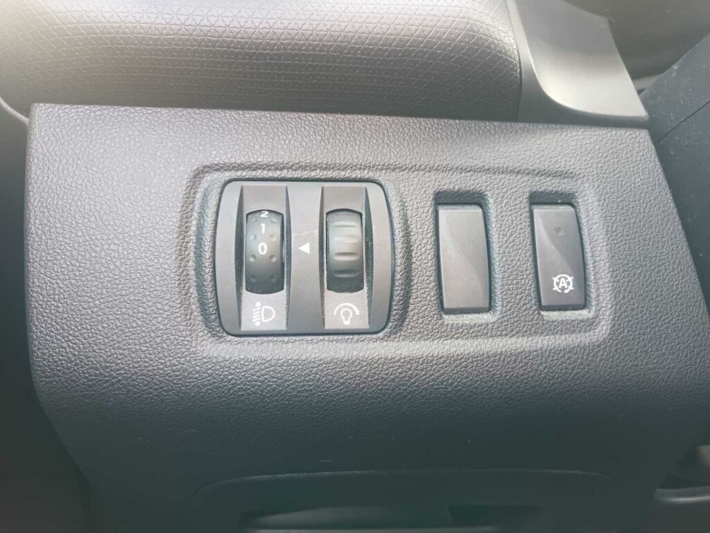 Renault Clio 2016 Harmaa