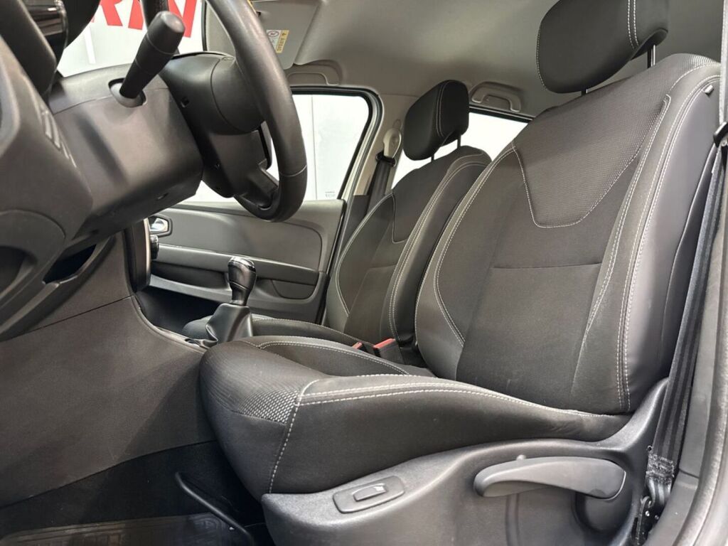 Renault Clio 2016 Harmaa