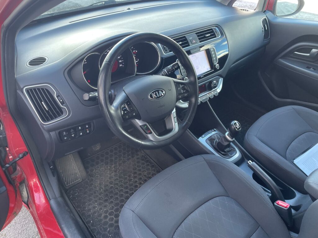 Kia Rio 2017 Punainen