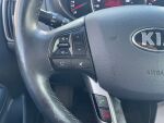 Kia Rio 2017 Punainen