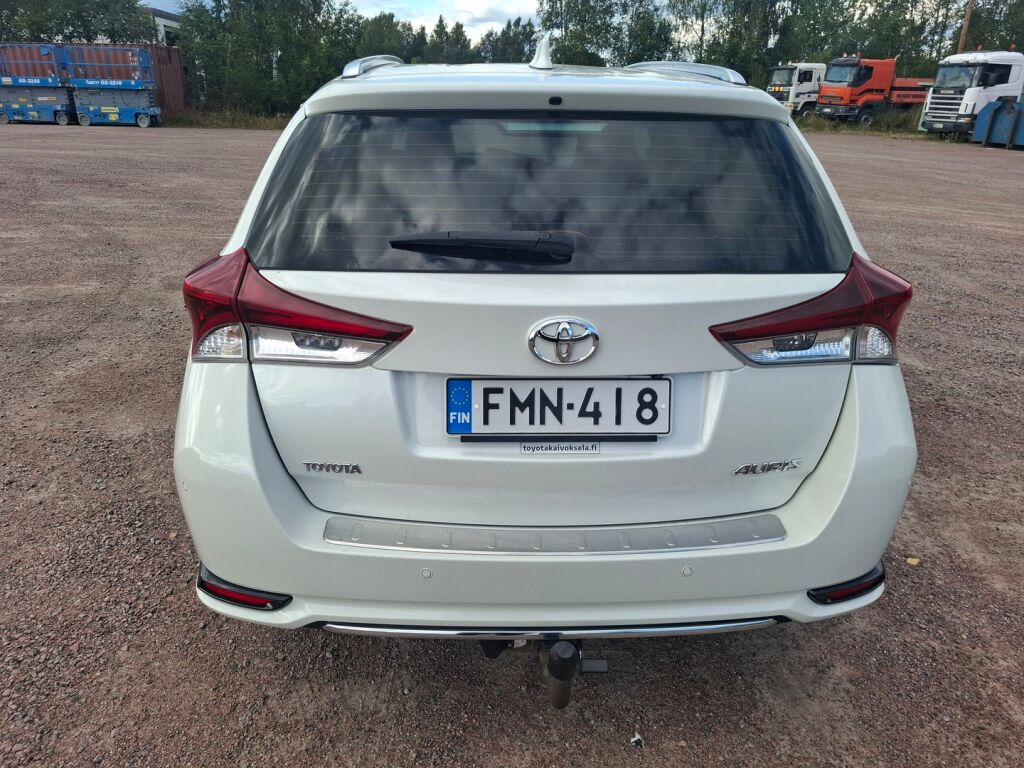 Toyota Auris 2016 Valkoinen