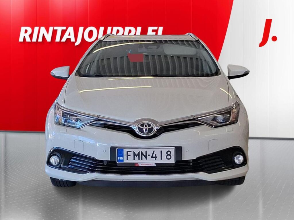 Toyota Auris 2016 Valkoinen