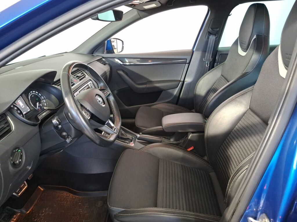 Skoda Octavia 2016 Sininen