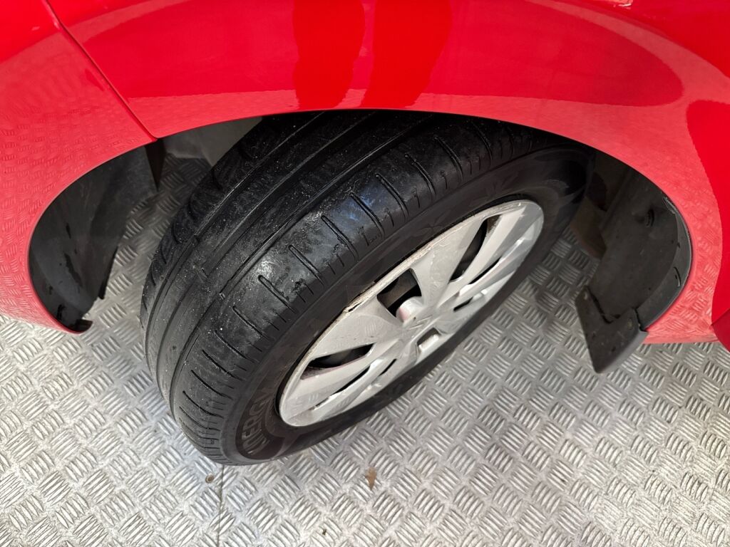 Citroen C1 2016 Punainen