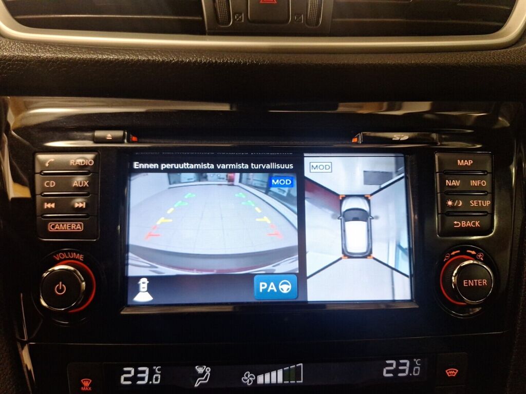 Nissan Qashqai 2016 Punainen