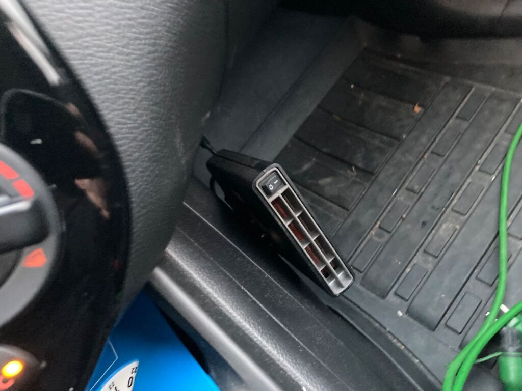 Nissan Pulsar 2017 Metallinhohto Hopea