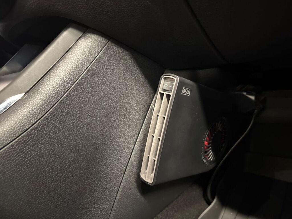 Nissan Pulsar 2017 Metallinhohto Hopea