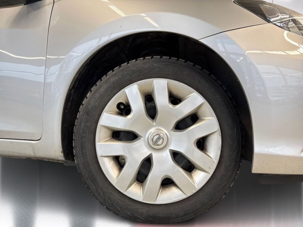 Nissan Pulsar 2017 Metallinhohto Hopea