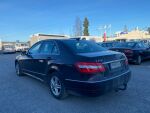 Mercedes-Benz E 2009 Ruskea (beige)