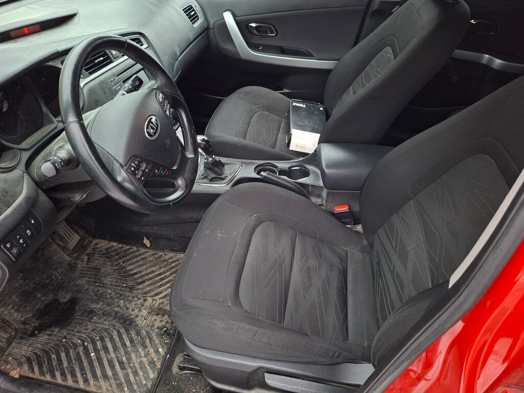 Kia Ceed 2017 Punainen