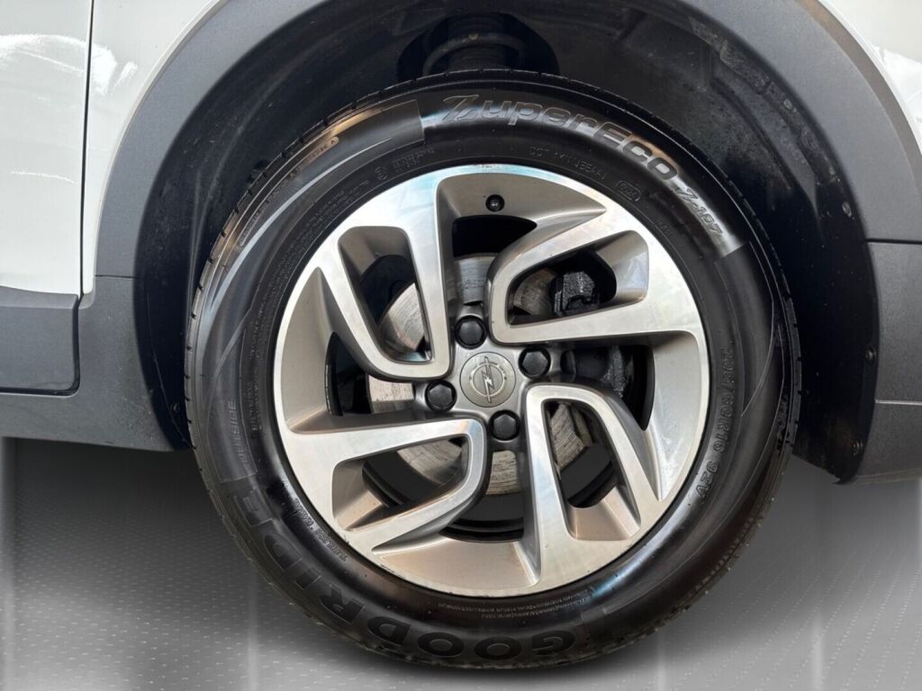 Opel Crossland X 2017 Valkoinen